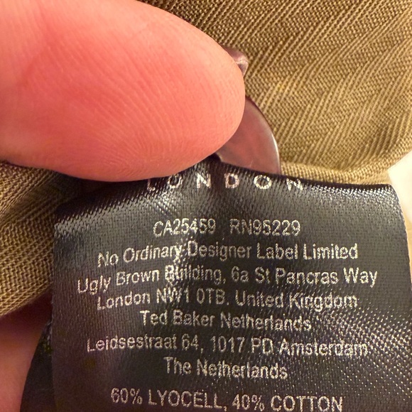 Ted Baker Men’s Hooded Overshirt Shacket in Burgundy - Picture 6 of 9